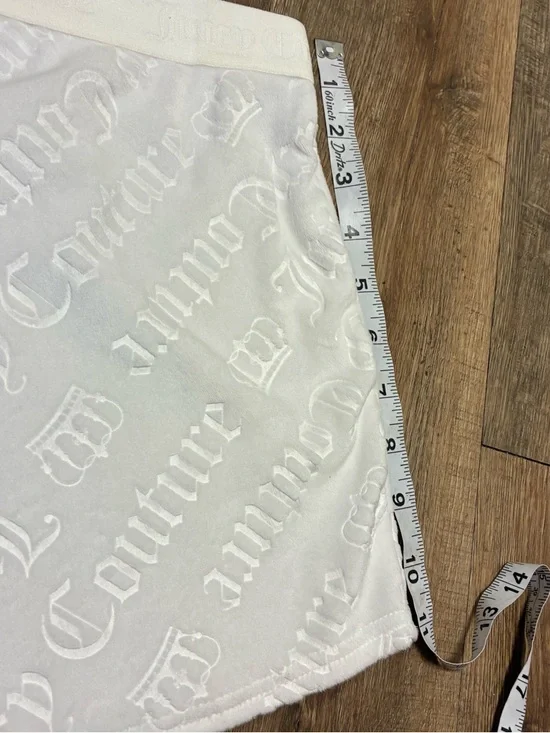 Juicy Couture White Logo women shorts size large - Picture 5 of 6